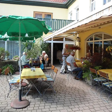 Und Zur Ausspanne Klipphausen